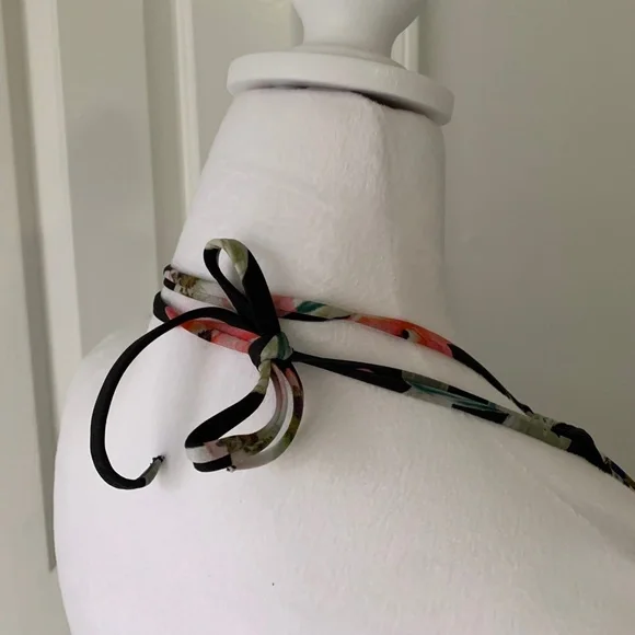 H&M Floral Swimsuit One-piece Bathing Suit Low Cut Halter Cheeky Flower Print 10 - Picture 5 of 8